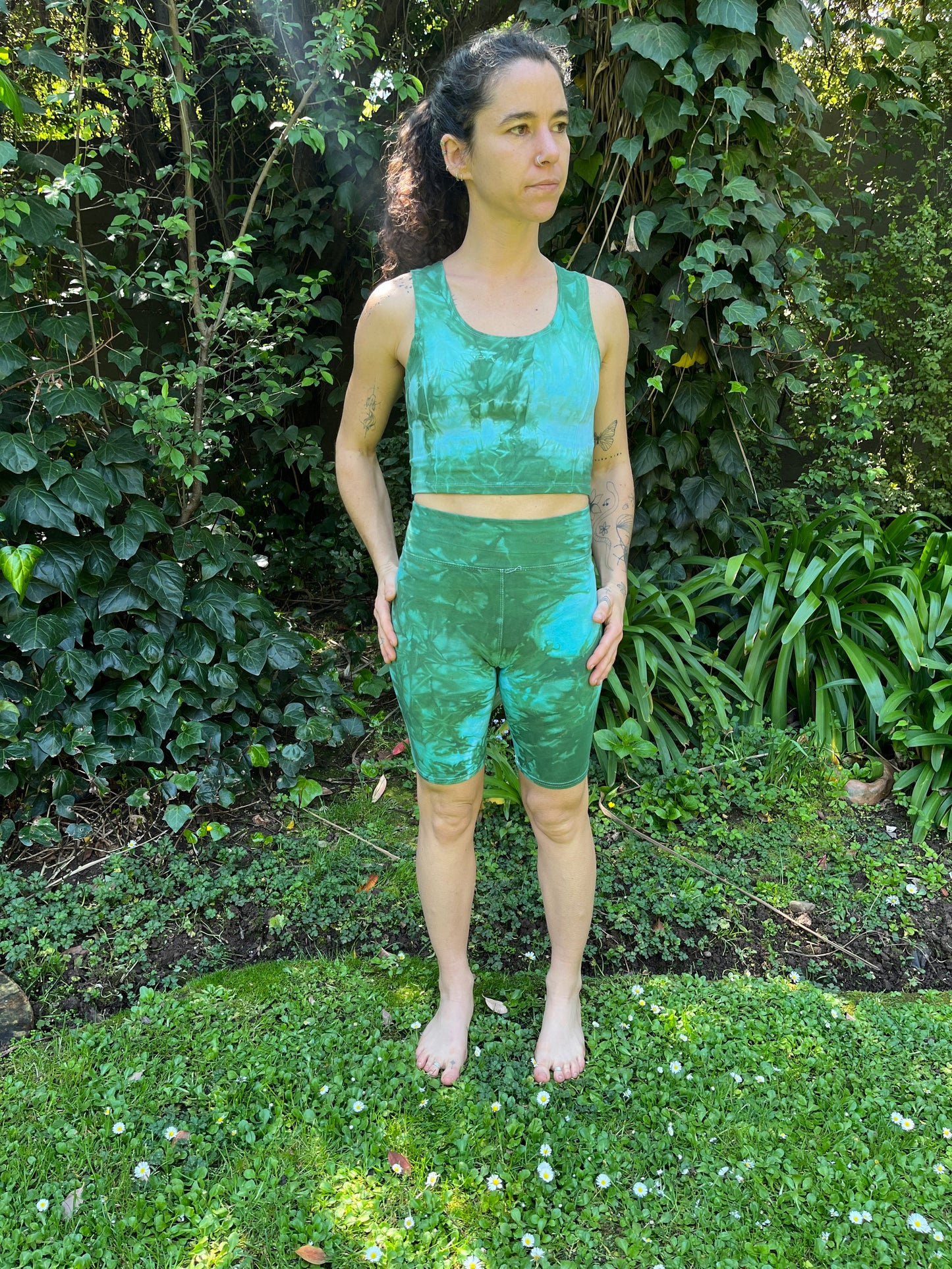 Conjuntos biker + crop top